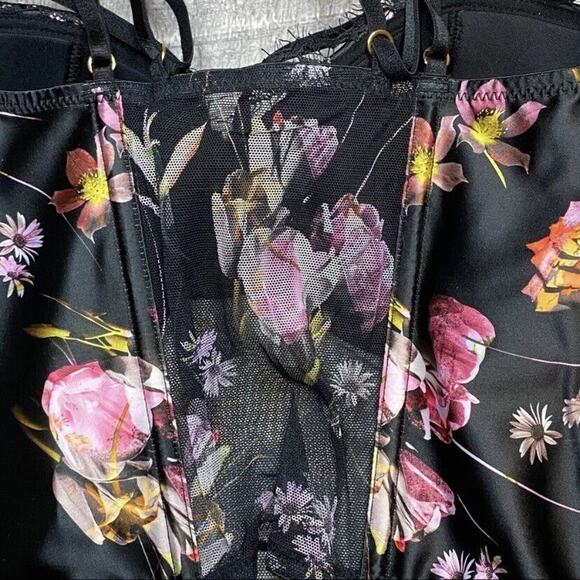 Victorias Secret Very Sexy Lightly Lined Black Floral Bra Bustier 32D NWT - Picture 7 of 11